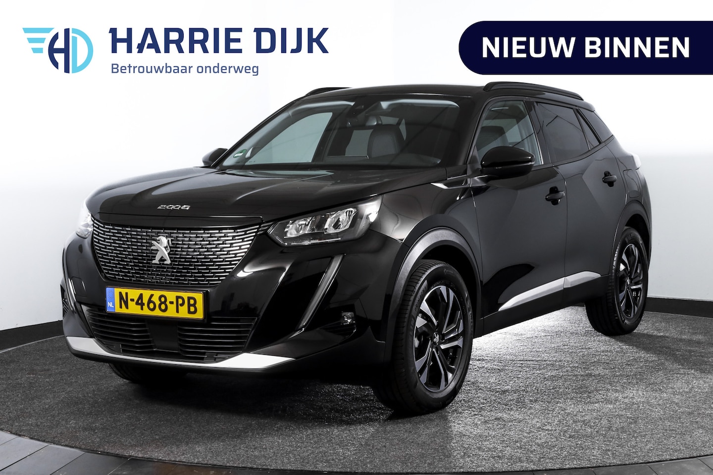 Peugeot 2008 - 1.2 PureTech 130 PK Allure Pack - Automaat | Dig. Cockpit | Cruise | PDC | Camera | NAV + - AutoWereld.nl