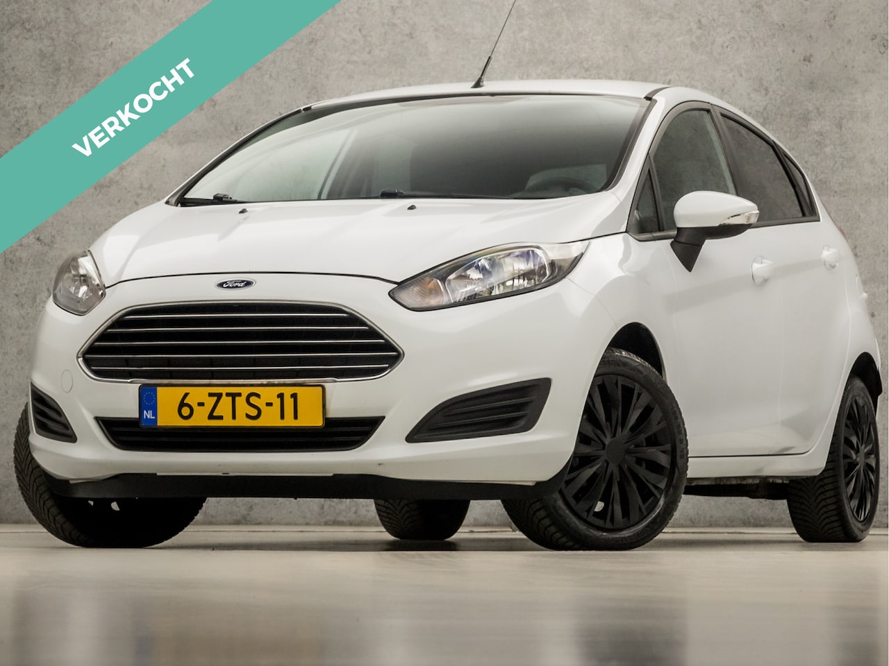 Ford Fiesta - 1.0 Sport (5 DEURS, NAVIGATIE, GETINT GLAS, SPORTSTOELEN, BLUETOOTH, NIEUWE APK, NIEUWSTAA - AutoWereld.nl
