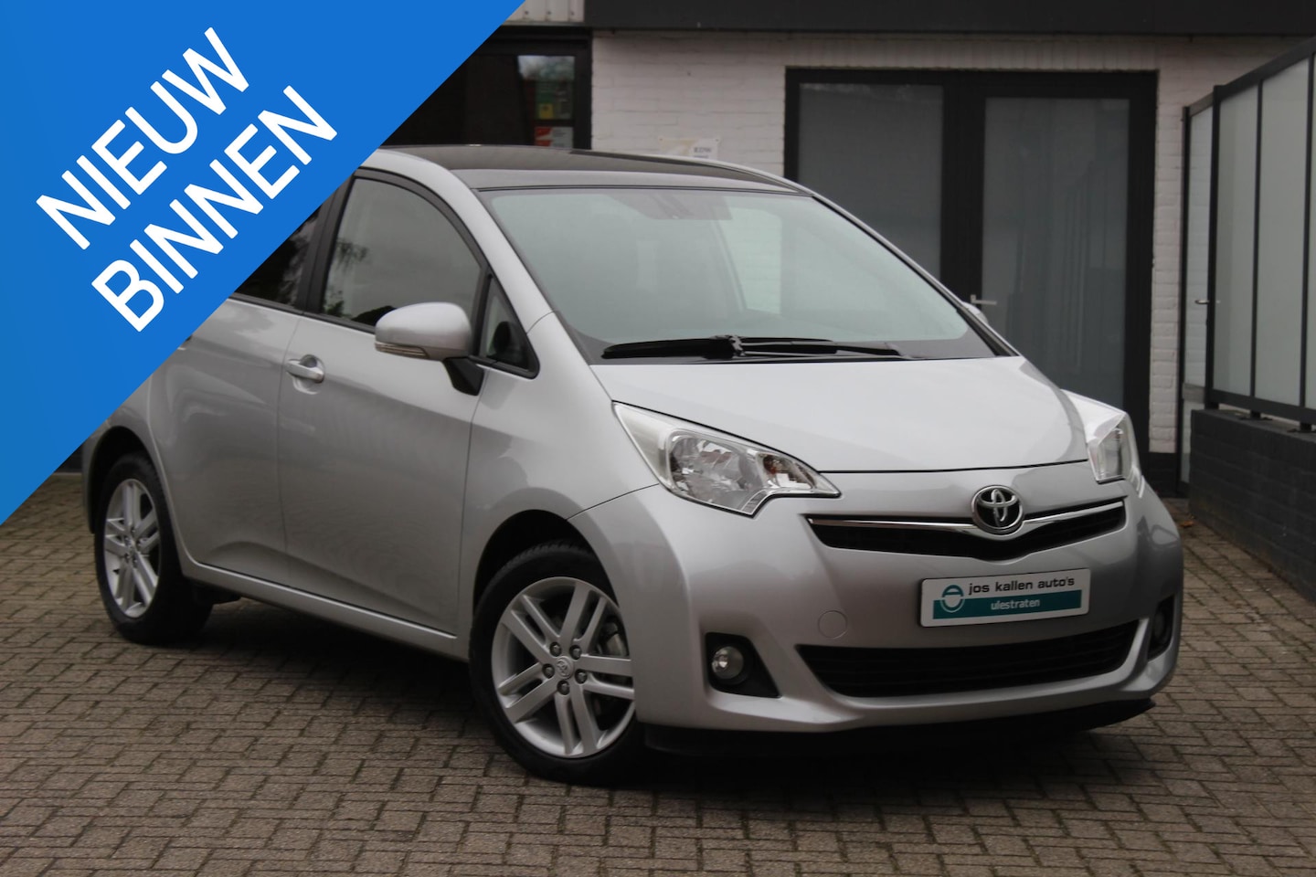 Toyota Verso S - 1.3 VVT-i Dynamic Keyles, Panoramadak, Climate Controle, All Season, 1e Eigenaar, 31dkm!!! - AutoWereld.nl