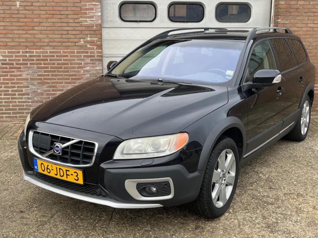 Volvo XC70 - 3.2 Summum Automaat LPG 2007 - AutoWereld.nl