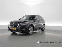 BMW X1 - sDrive20i 192PK High Executive - Automaat | Afn. Trekhaak | Nav | Cruise | ACC | Led | Ele