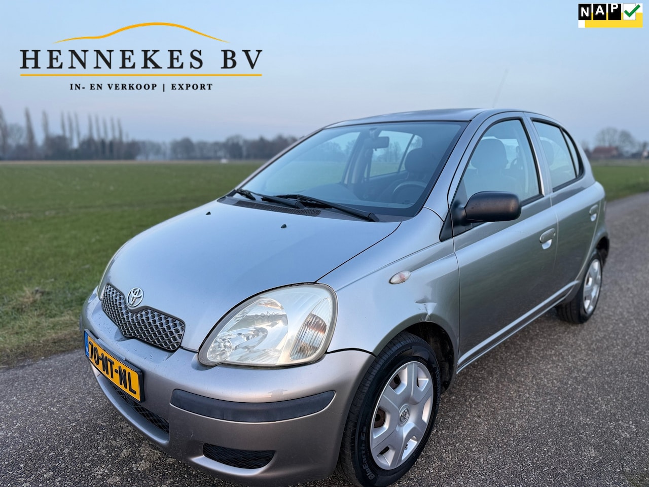 Toyota Yaris - 1.3 VVT-i Idols 1.3 VVT-i Idols NAP - AutoWereld.nl
