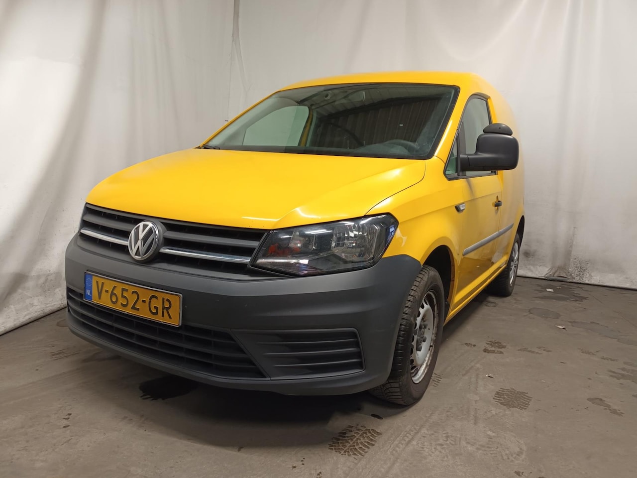 Volkswagen Caddy - 2.0 TDI L1H1 BMT Trendline - Rechter Zijschade - AutoWereld.nl
