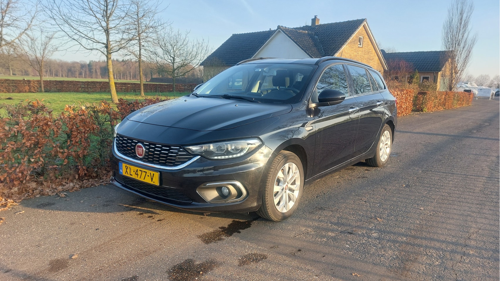 Fiat Tipo Stationwagon - 1.6 MultiJet 16v Business Lusso CLIMA/NAVI/AUTOMAAT BJ 2017 - AutoWereld.nl