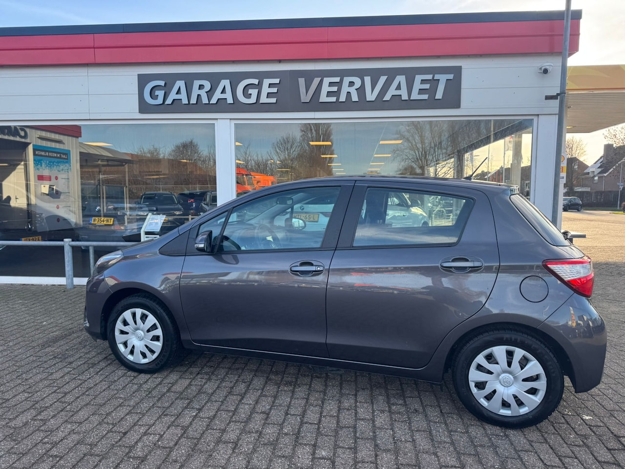 Toyota Yaris - 1.0 VVT-i Comfort 1.0 VVT-i Comfort - AutoWereld.nl