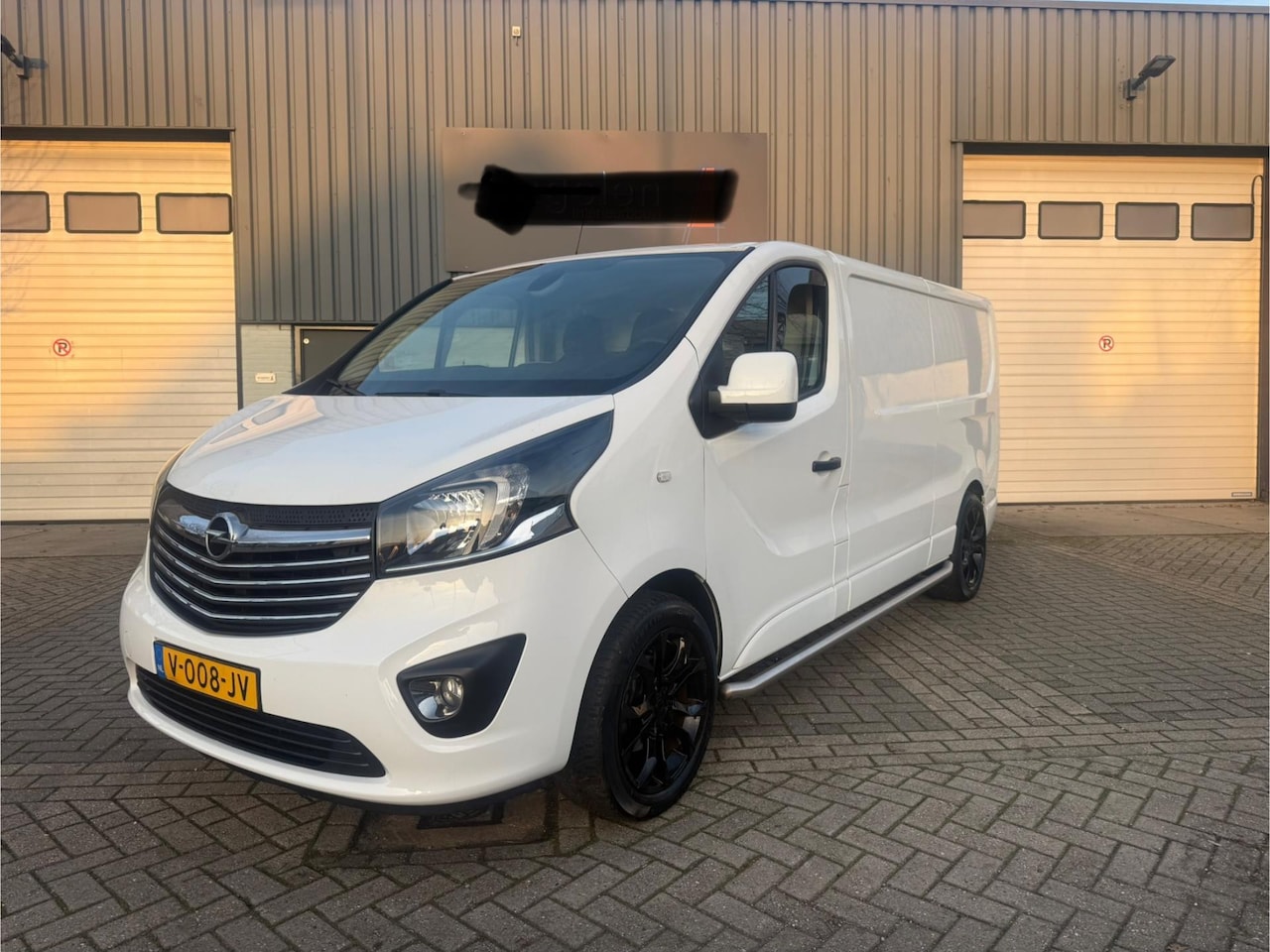 Opel Vivaro - 1.6 CDTI L2H1 Sport EcoFlex 1.6 CDTI L2H1 Sport EcoFlex - AutoWereld.nl