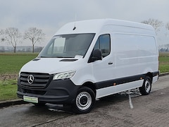 Mercedes-Benz Sprinter - 315 L2H2 RWD LED Mbux 10 Navi Camera Airco Automaat 3 Zits Euro6 150 PK