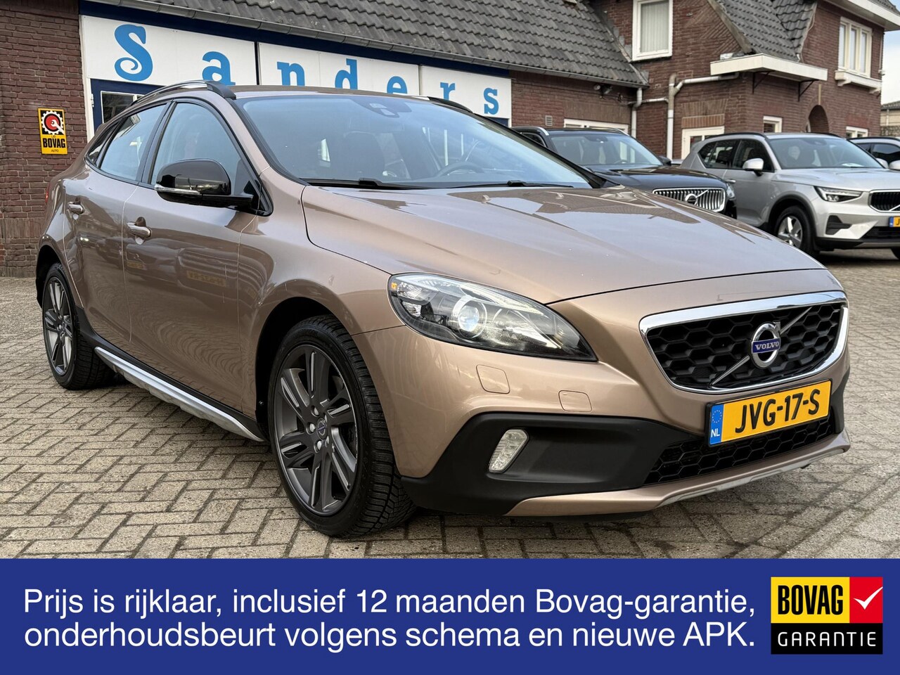 Volvo V40 Cross Country - 1.6 T4 Summum 1.6 T4 180 pk Summum - AutoWereld.nl