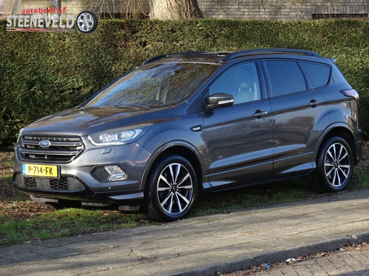 Ford Kuga - 1.5 AWD 175PK AUTOMAAT ST-Line X met Pano en Trekhaak - AutoWereld.nl