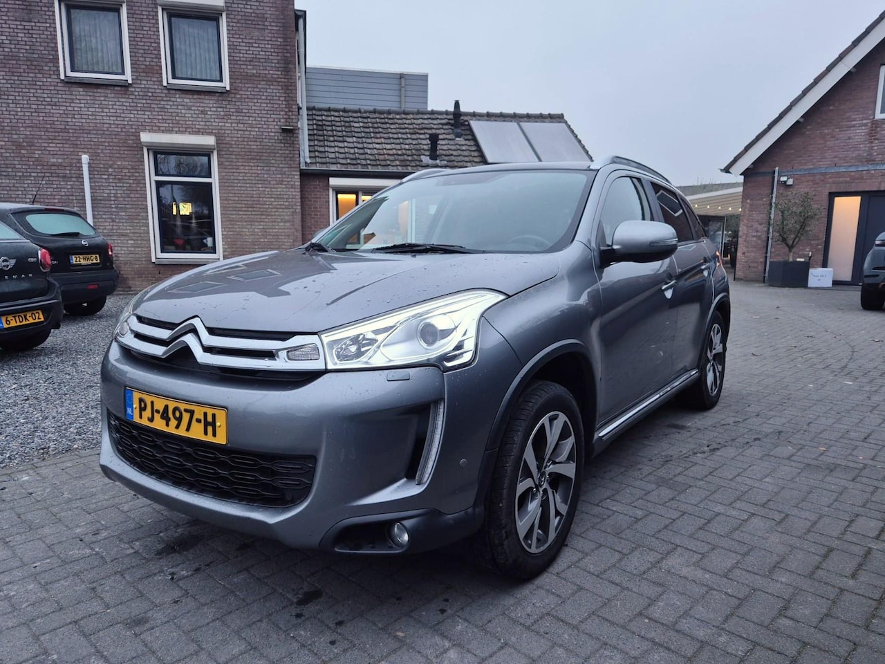 Citroën C4 Aircross - 1.6 HDi Exclusive Navigatie Clima Cruise Panoramadak Leer Trekhaak - AutoWereld.nl
