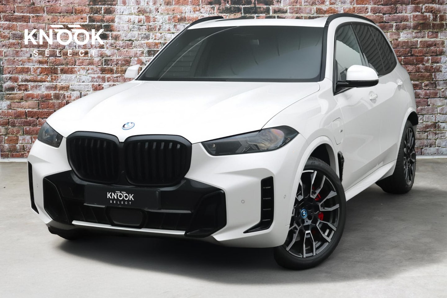 BMW X5 - xDrive50e High Executive M Sport Pakket Automaat / Driving Assistant Professional / Stoelv - AutoWereld.nl