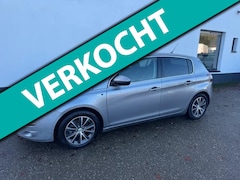 Peugeot 308 - 1.2 PureTech Style, '15, navi, trekhaak, dist.riem reeds vervangen
