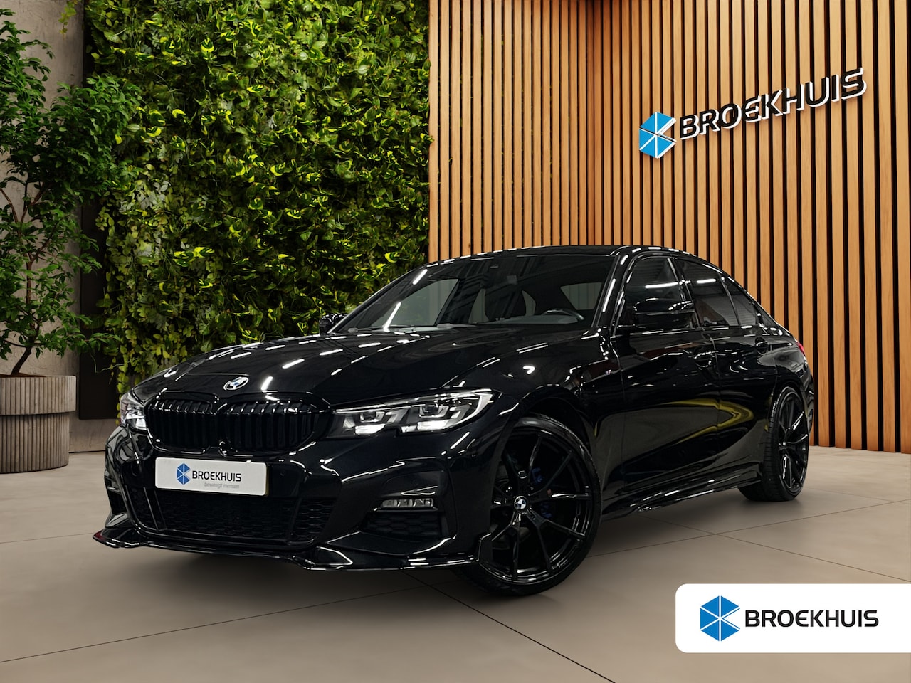 BMW 3-serie - 318i Executive M-Sport | LED | Cruise | Black Edition | Clima | Navi | 19'' - AutoWereld.nl