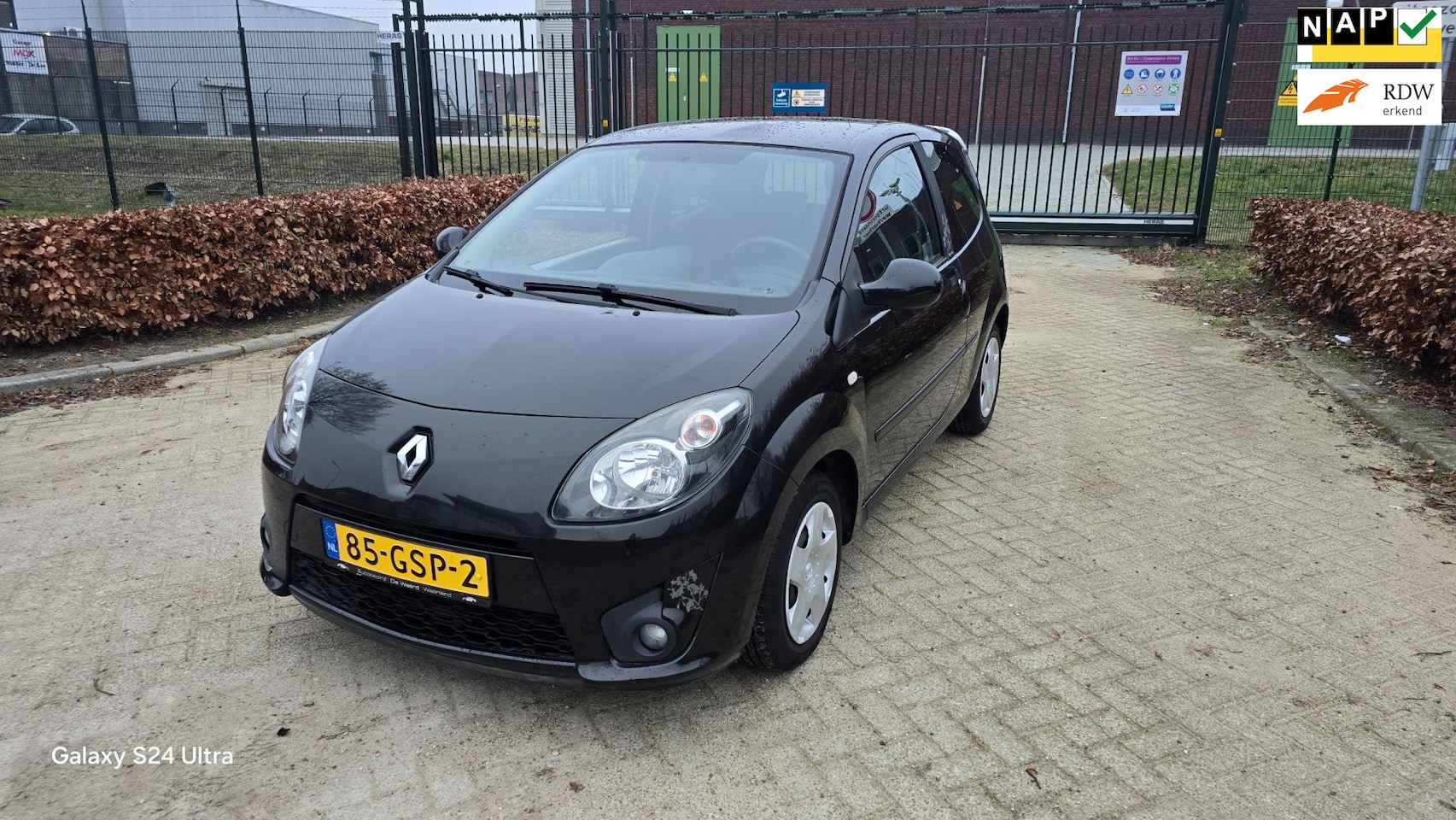 Renault Twingo - 1.2 Night & Day AIRCO 1E EIGENAAR LAGE KM NAP! - AutoWereld.nl