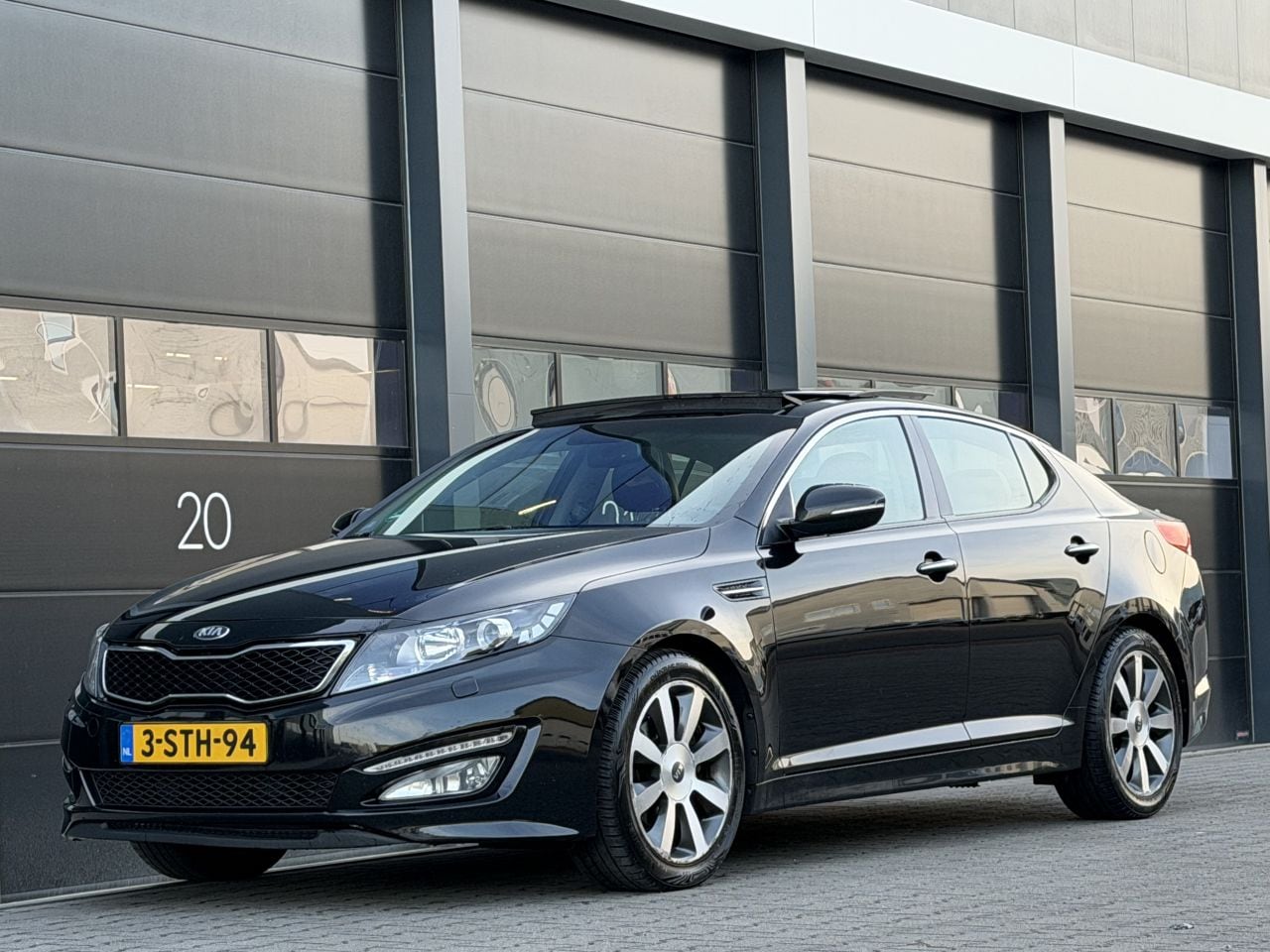 Kia Optima - 2.0 CVVT Hybrid Pano Leer Camera - AutoWereld.nl