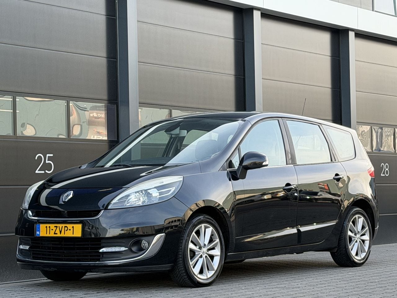 Renault Grand Scénic - 1.5 DCI Navi Clima 7-PERS - AutoWereld.nl