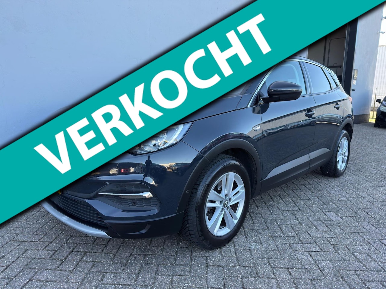 Opel Grandland X - 1.2 Turbo Business Executive 1.2 Turbo Business Executive - AutoWereld.nl