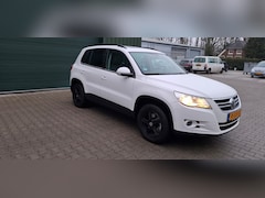 Volkswagen Tiguan - 1.4 TSI Comfort&Design