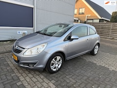 Opel Corsa - 1.2-16V Enjoy Airco Bj:2010 NAP
