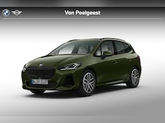 BMW 2-serie Active Tourer - 220i | M Sportpakket | Premium Pack | Comfort Pack | Travel Pack | Trekhaak