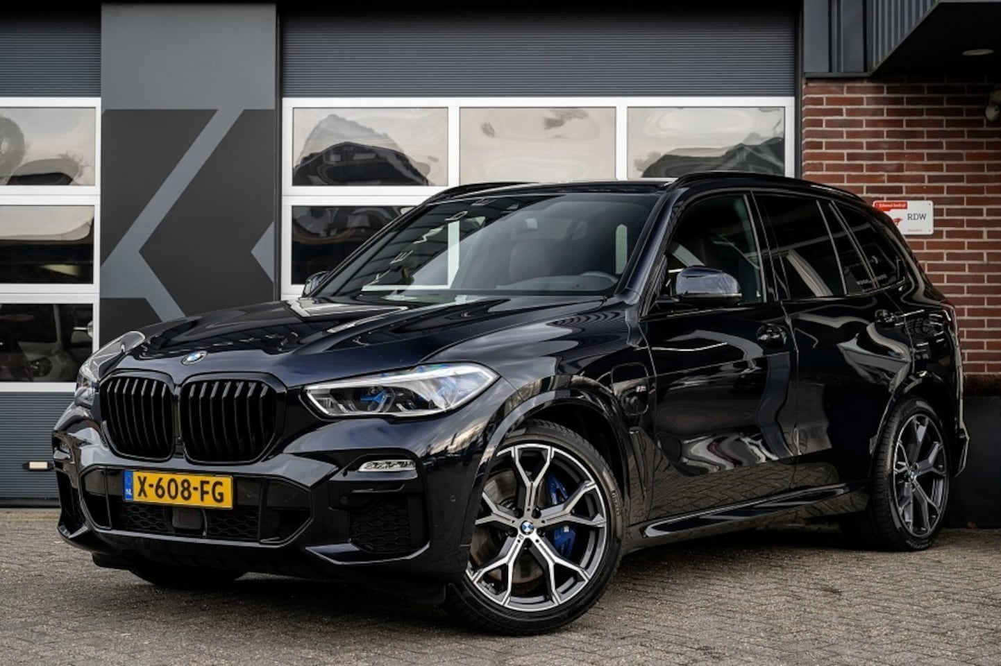 BMW X5 - xDrive45e Executive M Sport | Laser | Harman/Kardon | Luchtvering | Comfort Seats | Trekha - AutoWereld.nl