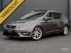SEAT Leon ST - 1.4 EcoTSI FR Pano NAP 18" ACC E-Stoel