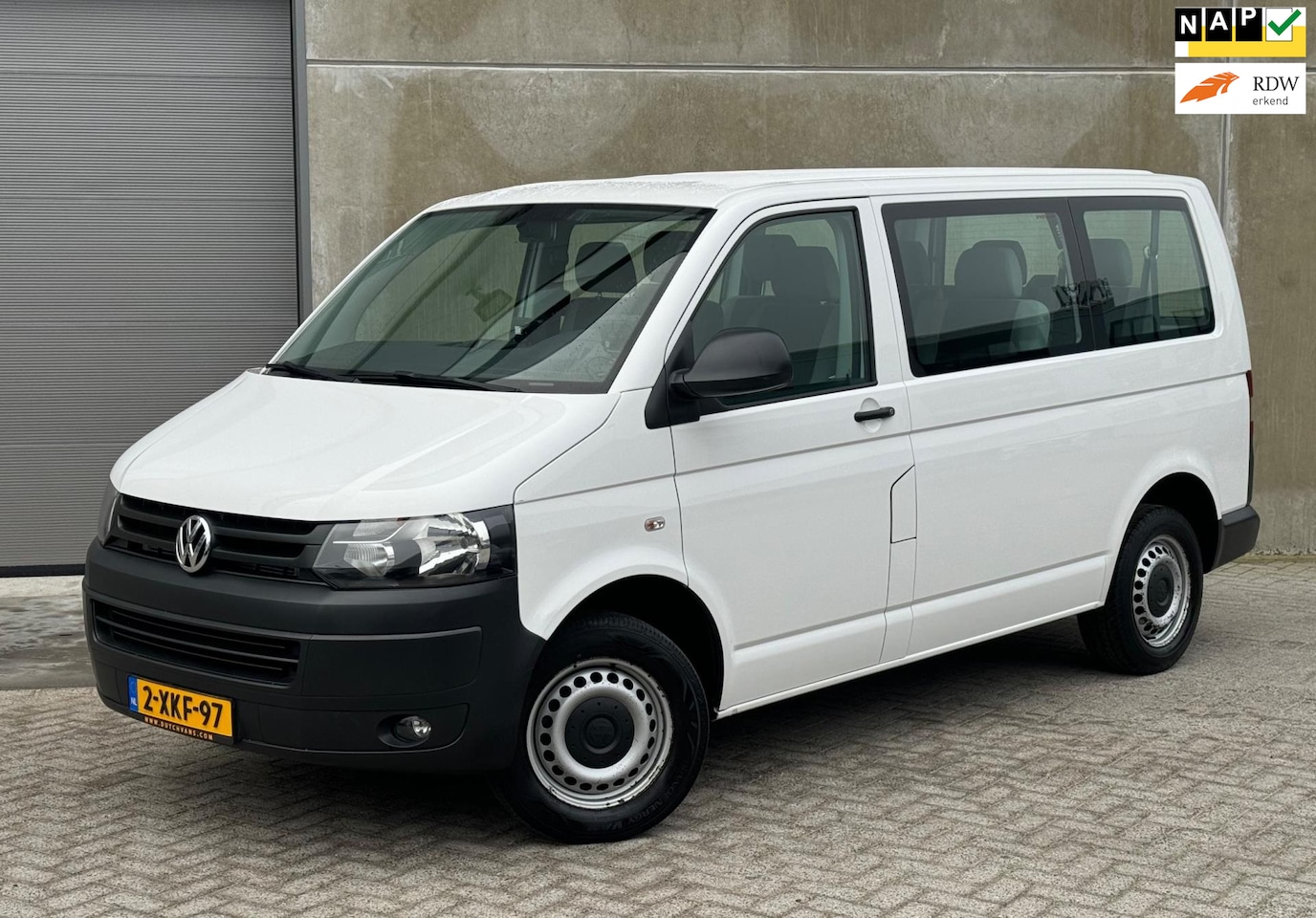 Volkswagen Transporter Kombi - 2.0 TDI 9P. 2014 Wit CAMERA|NAP - AutoWereld.nl