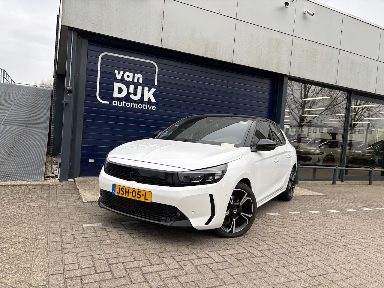 Opel Corsa - 1.2 Turbo Hybrid GS Camera, Licht metalen velgen, zwart dak, Armsteun - AutoWereld.nl