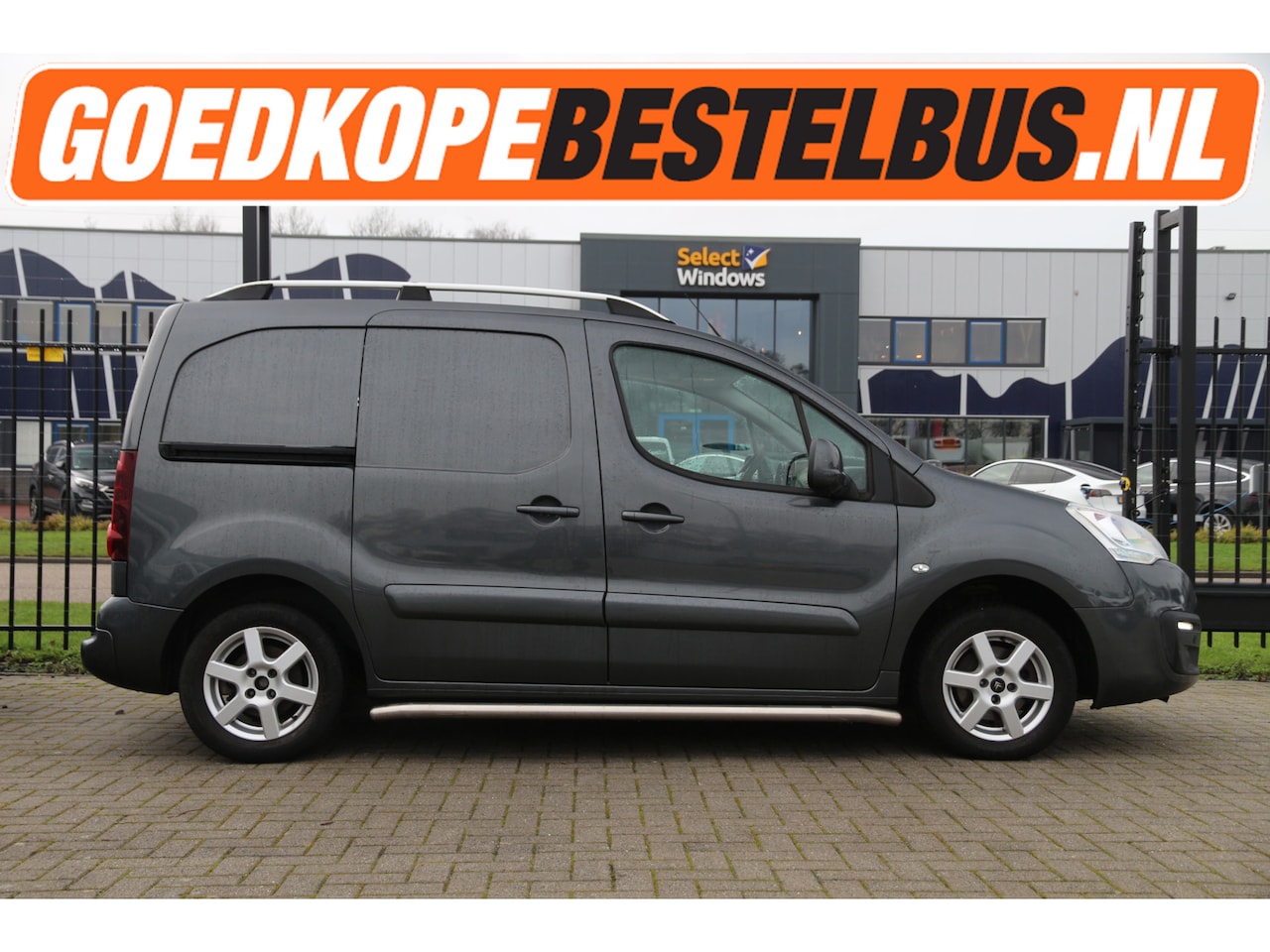 Peugeot Partner - 1.6 BlueHDi 100PK / Navi / Clima / Zie opmerking.. - AutoWereld.nl