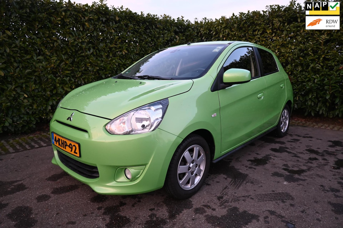 Mitsubishi Space Star - 1.0 Intense 5-deurs. Origineel Nederlandse auto met NAP. - AutoWereld.nl