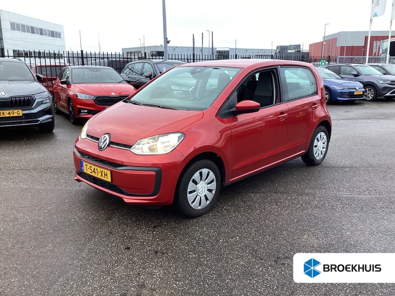 Volkswagen Up! - 1.0 65pk Navigatie via smartphone | Airco | Licht & zicht pakket | Led dagrijverlichting | - AutoWereld.nl