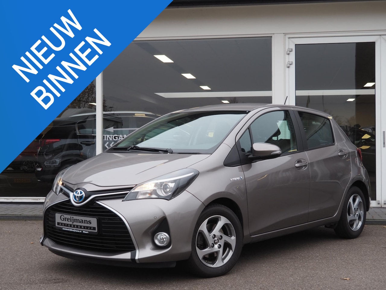 Toyota Yaris - 1.5 Hybrid Lease| Navi| Cruise controle - AutoWereld.nl