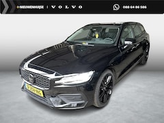 Volvo V60 - 2.0 B3 Essential Edition | Sport Pack | 19" Black Edition Velgen | Leder | Adaptieve Cruis