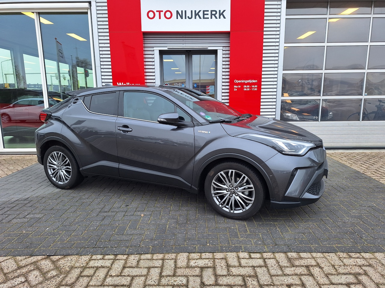 Toyota C-HR - 1.8 Hybrid Executive 1.8 Hybrid Executive - AutoWereld.nl