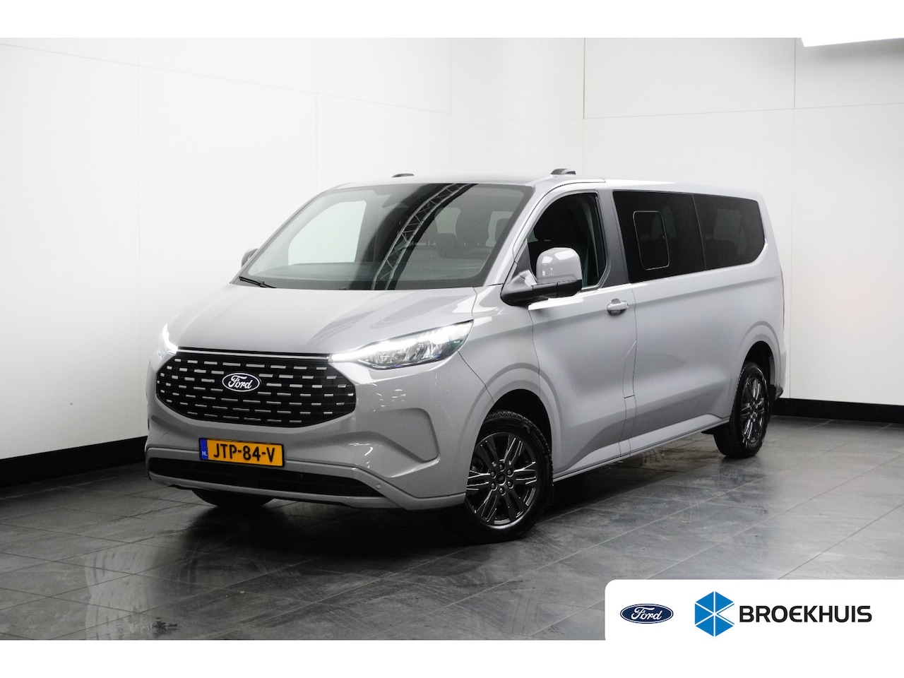 Ford Transit Custom Tourneo - Tourneo Custom 2.5 PHEV Limited - AutoWereld.nl