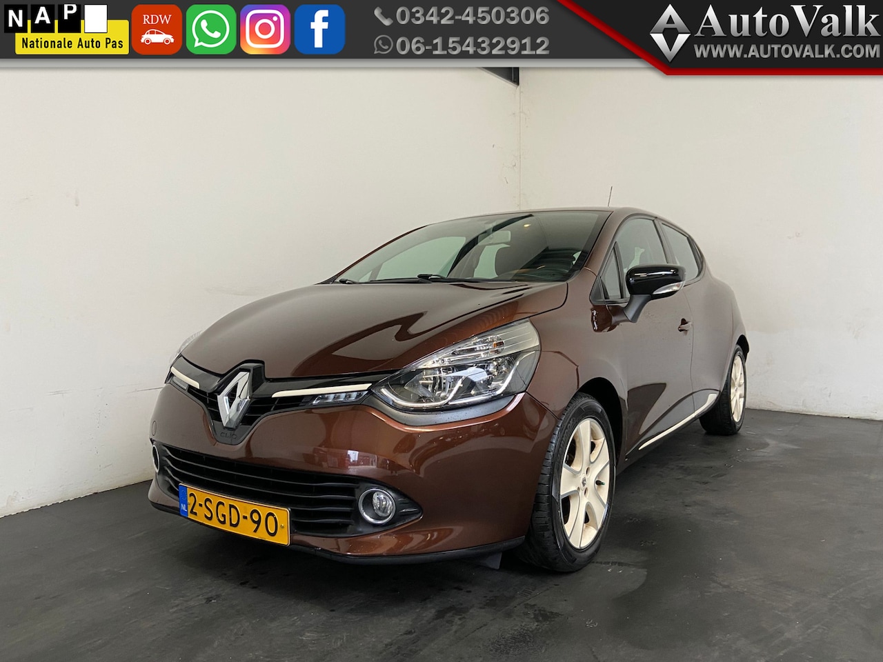 Renault Clio - 0.9 TCe Expression. Trekhaak! - AutoWereld.nl