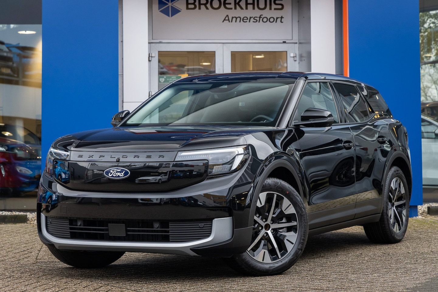 Ford Explorer - Extended Range RWD 77 kWh | 360° camera | Driver assistance pack | Elektrisch bedienbare a - AutoWereld.nl
