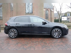 Volkswagen Golf - 1.0 TSI 110pk Life Business-CAMERA-STOEL/STUURVERW./CARPLAY/BOVAG