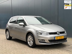 Volkswagen Golf - 1.6 TDI AUT|Navi|Camera|100% Dealer Onderhouden