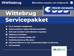 Peugeot 2008 - 1.2 Hybrid 136 Allure | Automaat | Camera Voor en Achter | Navigatie | Keyless Entry en St