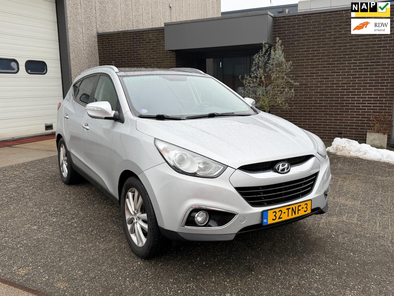 Hyundai ix35 - 2.0i 4WD AUT, NAVI, PANODAK, nette Dealerauto - AutoWereld.nl