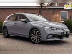 Volkswagen Golf - 1.0 TSI Life 110 PK 1e Eig Adaptive Pano Sfeerverl. LED 17''