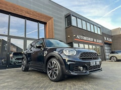 MINI Countryman - 2.0 Cooper S E ALL4 John Cooper Works 220pk/Camera/ leer/Pano/vol/btw