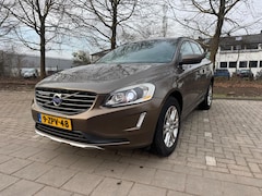 Volvo XC60 - 2.0 D4 FWD Summum