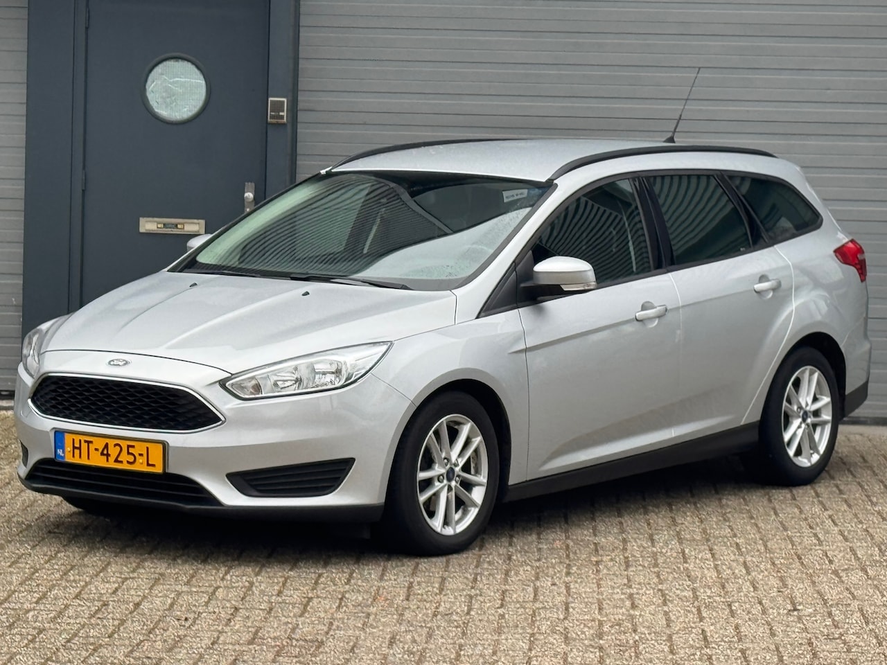 Ford Focus Wagon - 1.5 TDCI Trend Edition 1.5 TDCI Trend Edition - AutoWereld.nl