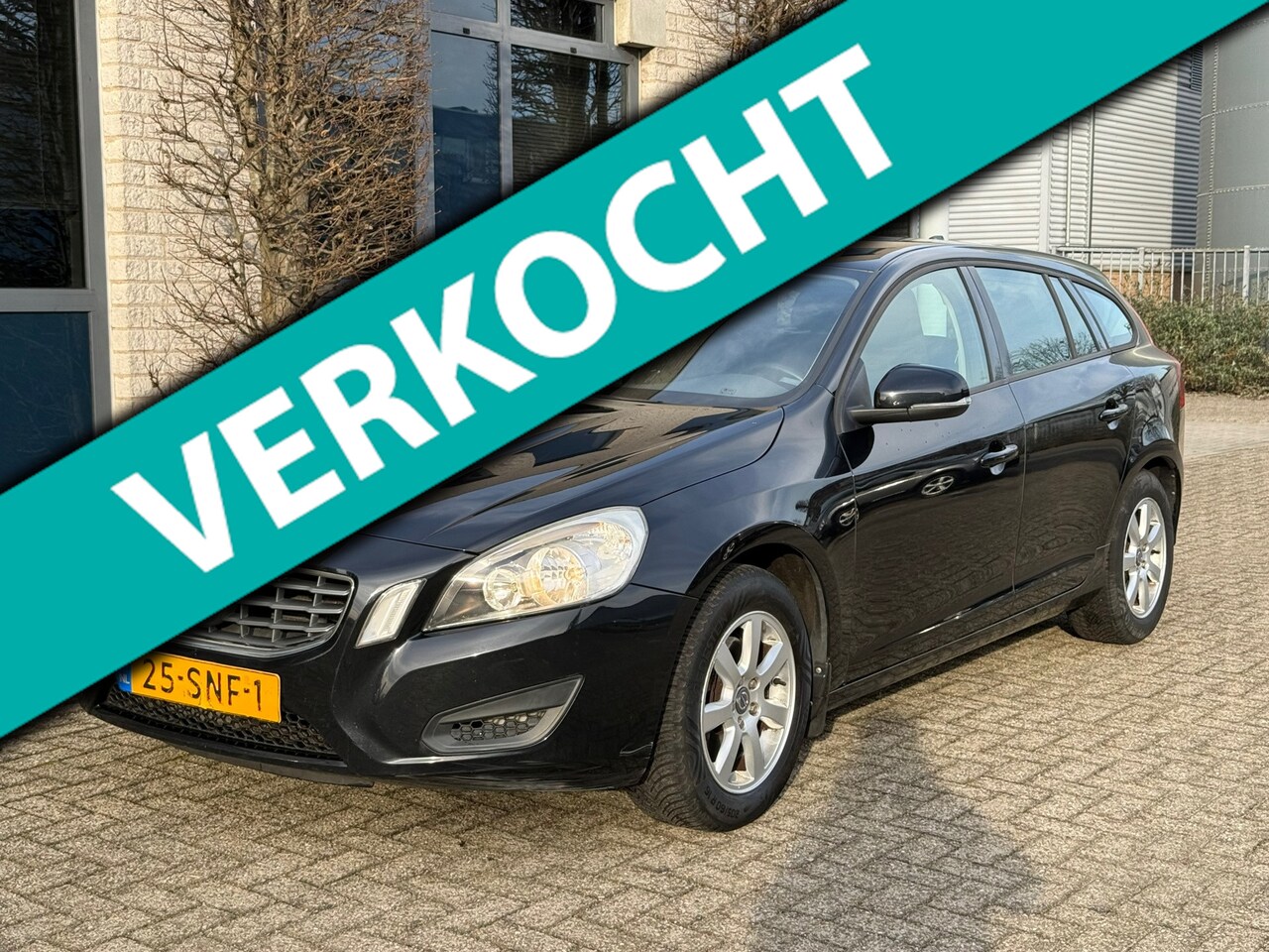 Volvo V60 - 1.6 T3 Kinetic 1.6 T3 Kinetic - AutoWereld.nl