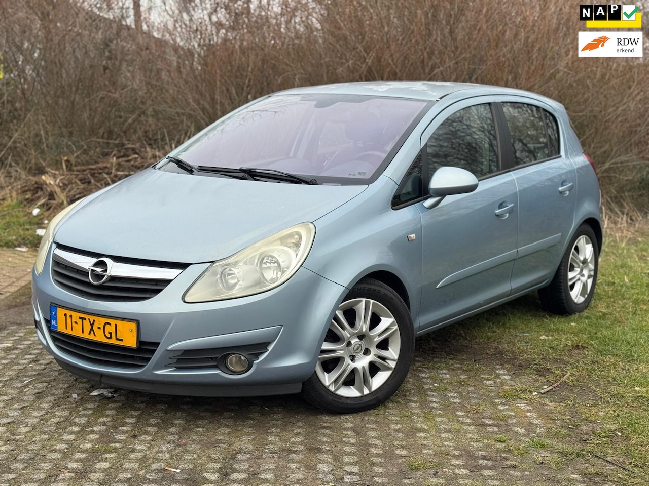 Opel Corsa - 1.4-16V Cosmo AIRCO/ ELEK. PAKKET - AutoWereld.nl
