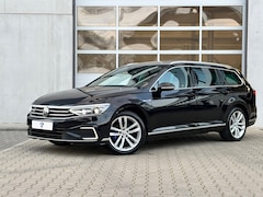 Volkswagen Passat Variant - 1.4 TSI PHEV GTE | Pano | Leder/alcantara | 18inch