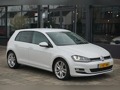 Volkswagen Golf - 1.4 TSI ACT Highline | LEER | ACC | LED