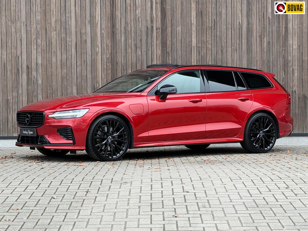 Volvo V60 - 2.0 T6 Twin Engine AWD R-Design / Bowers & Wilkins - AutoWereld.nl